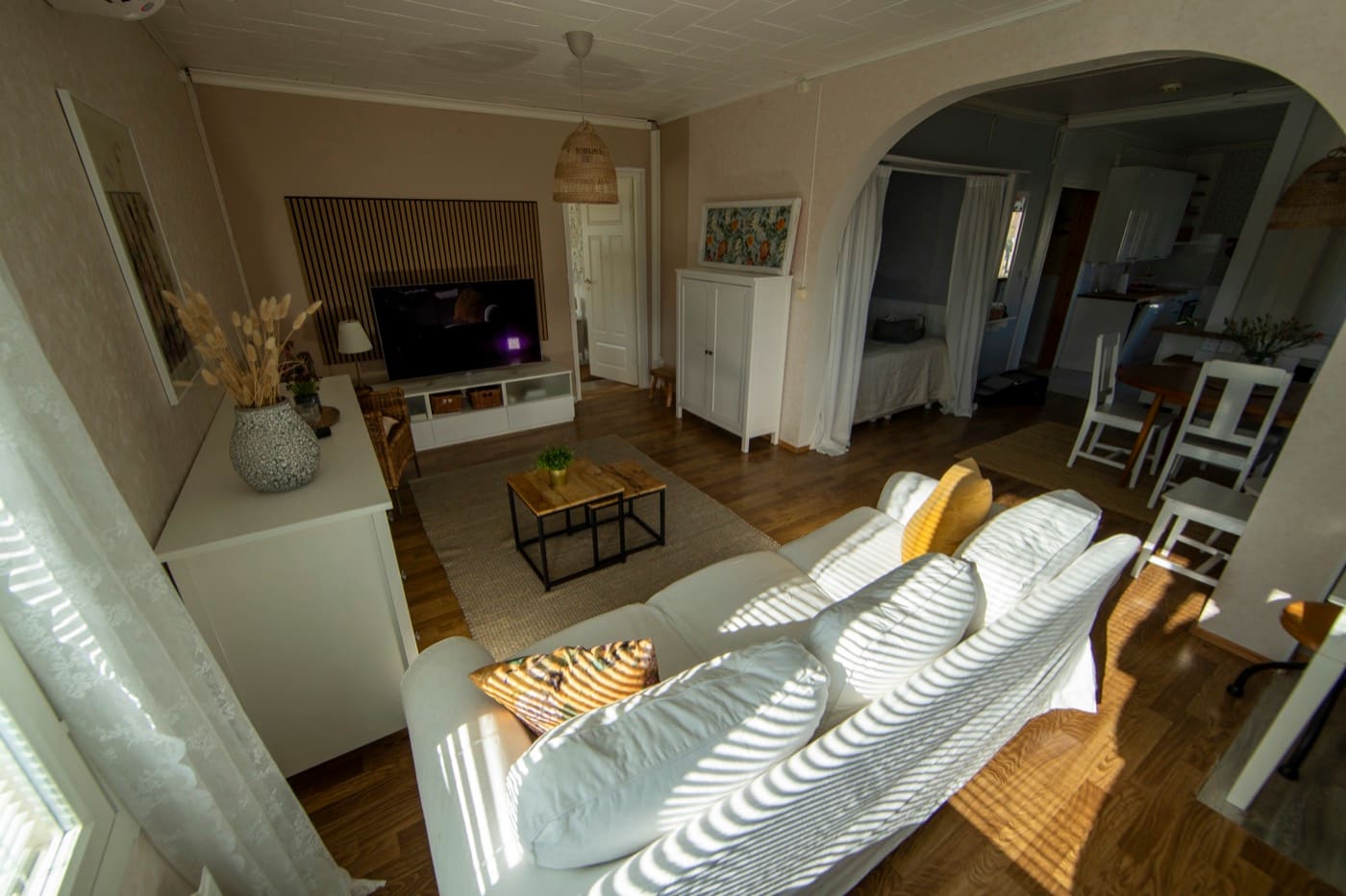 Villa Mummola – tunnelmallinen 30-luvun talo Hangossa